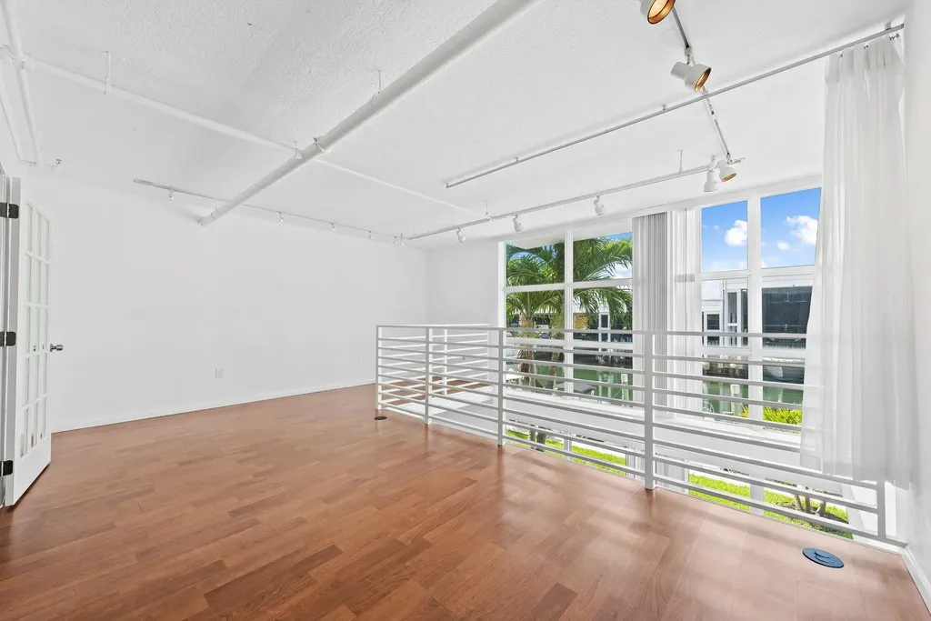 1490 SE 15th Street Fort Lauderdale FL 33316