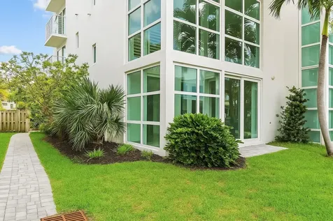 1490 SE 15th Street Fort Lauderdale FL 33316