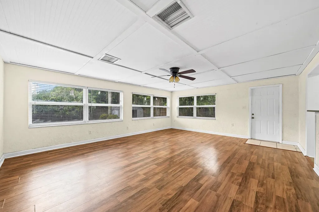 11674 Balsam Drive Royal Palm Beach FL 33411