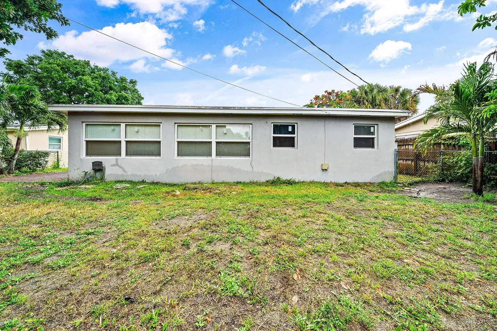 11674 Balsam Drive Royal Palm Beach FL 33411