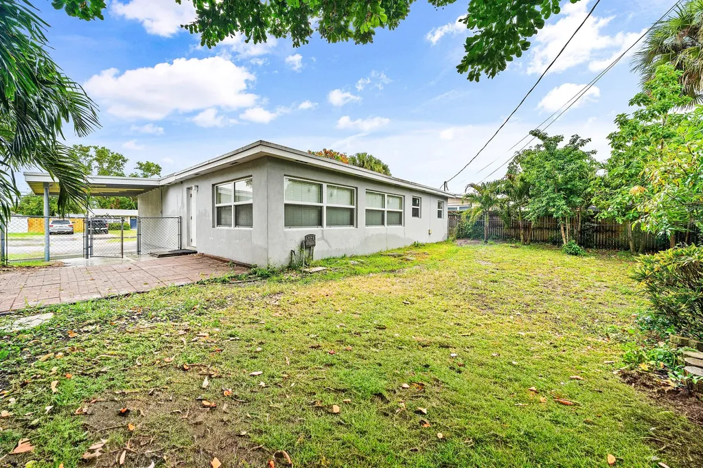 11674 Balsam Drive Royal Palm Beach FL 33411