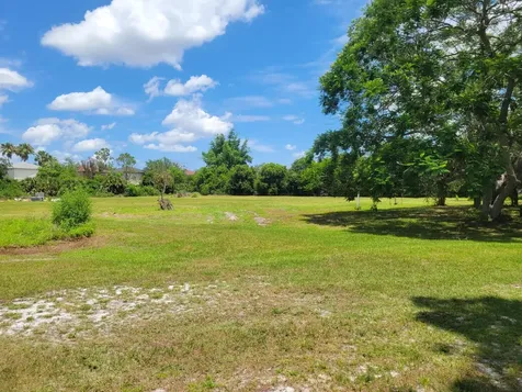 9610 Orange Avenue Fort Pierce FL 34945