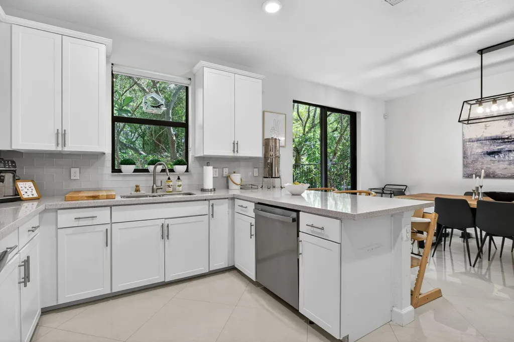 4012 Devenshire Court Coconut Creek FL 33073
