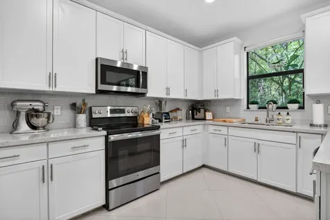 4012 Devenshire Court Coconut Creek FL 33073
