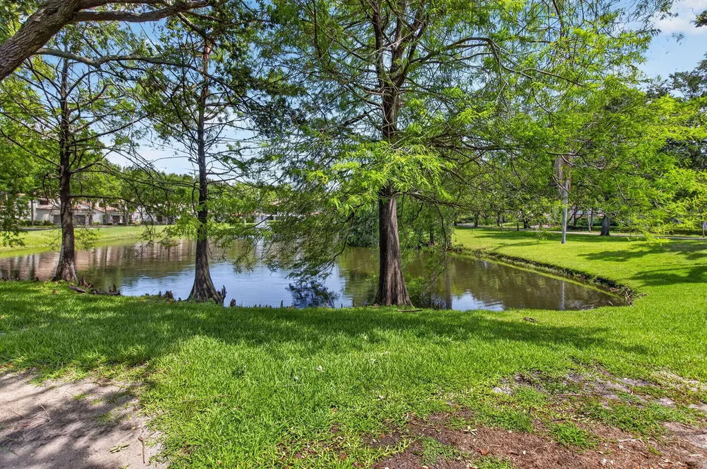 2305 Aspen Way Boynton Beach FL 33436