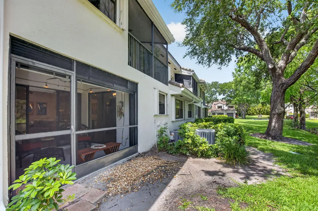 2305 Aspen Way Boynton Beach FL 33436