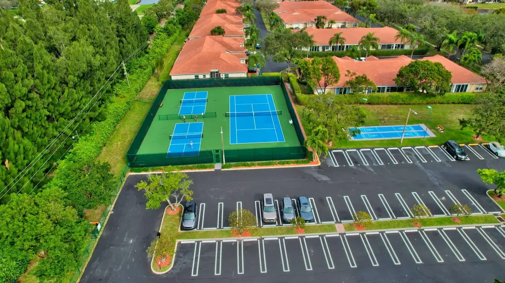 2305 Aspen Way Boynton Beach FL 33436