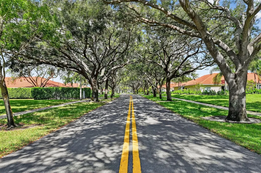 2305 Aspen Way Boynton Beach FL 33436