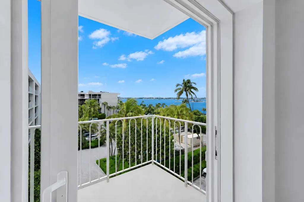 3230 S Ocean Boulevard Palm Beach FL 33480