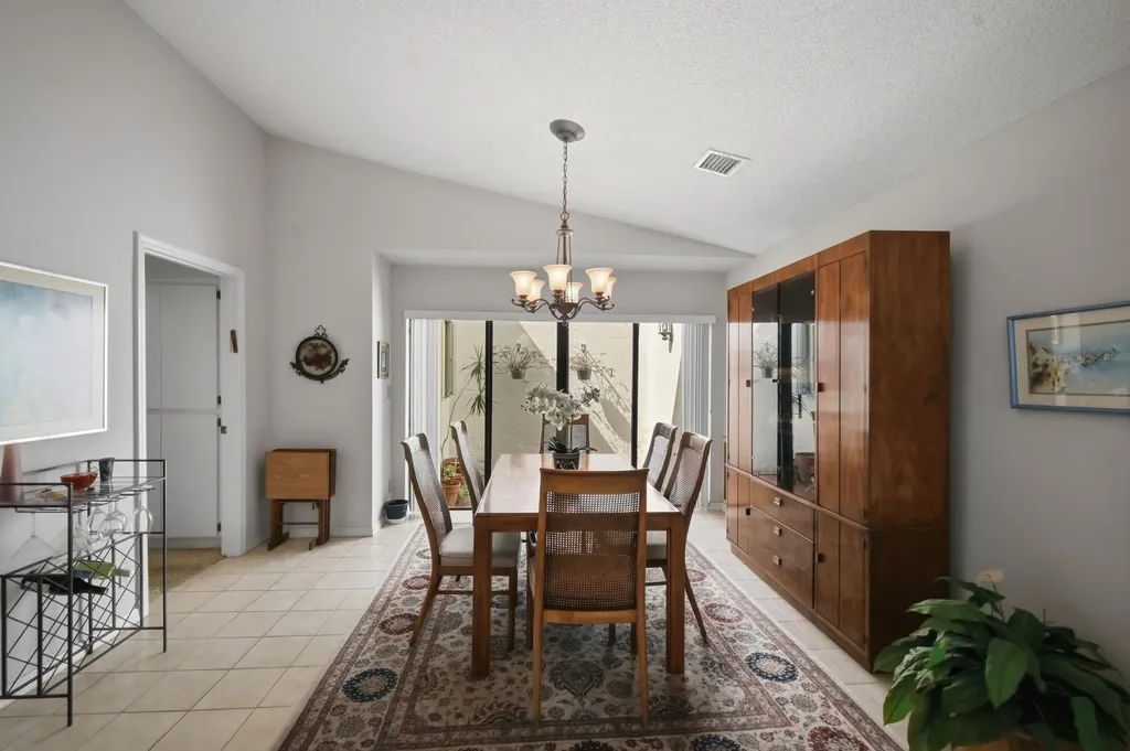 6906 Palmar Court Boca Raton FL 33433
