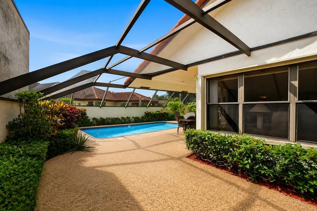 6906 Palmar Court Boca Raton FL 33433