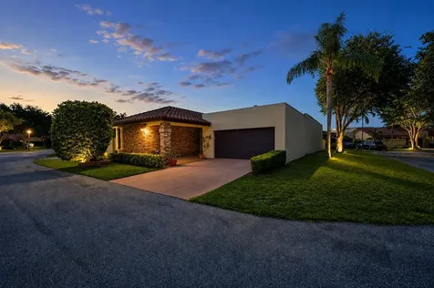 6906 Palmar Court Boca Raton FL 33433