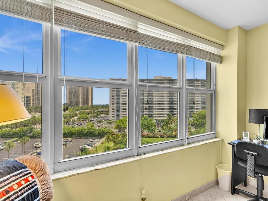 3300 NE 36th Street Fort Lauderdale FL 33308