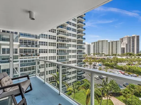 3300 NE 36th Street Fort Lauderdale FL 33308