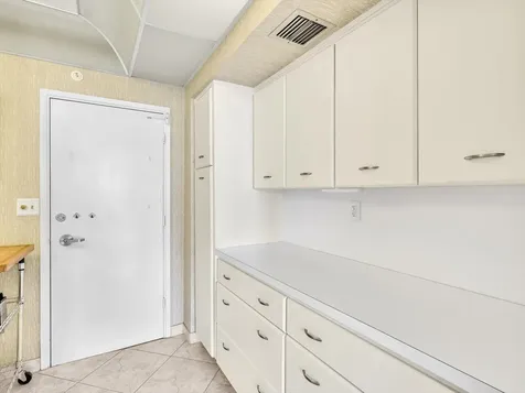 3300 NE 36th Street Fort Lauderdale FL 33308
