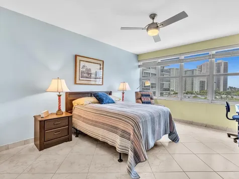 3300 NE 36th Street Fort Lauderdale FL 33308