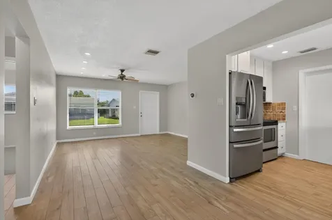 5907 NW 71st Avenue Tamarac FL 33321