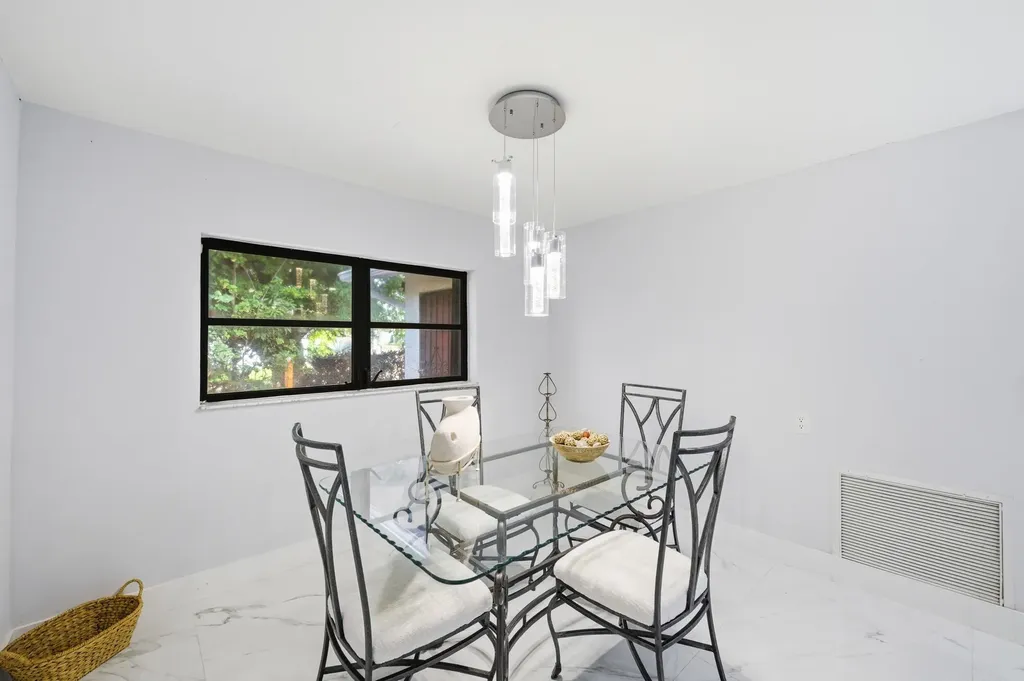 6396 Country Wood Way Delray Beach FL 33484