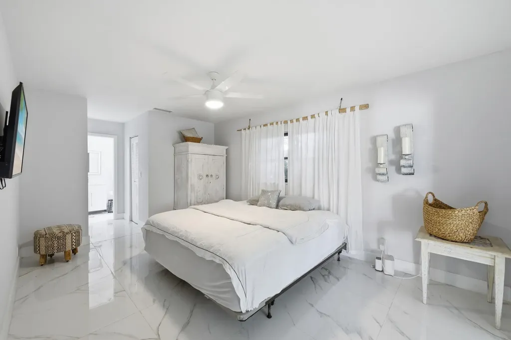 6396 Country Wood Way Delray Beach FL 33484