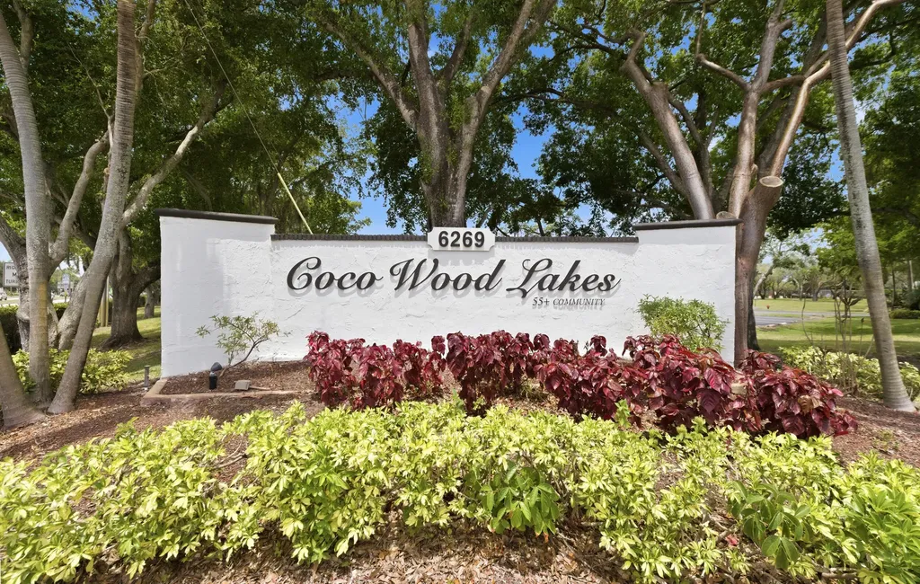 6396 Country Wood Way Delray Beach FL 33484