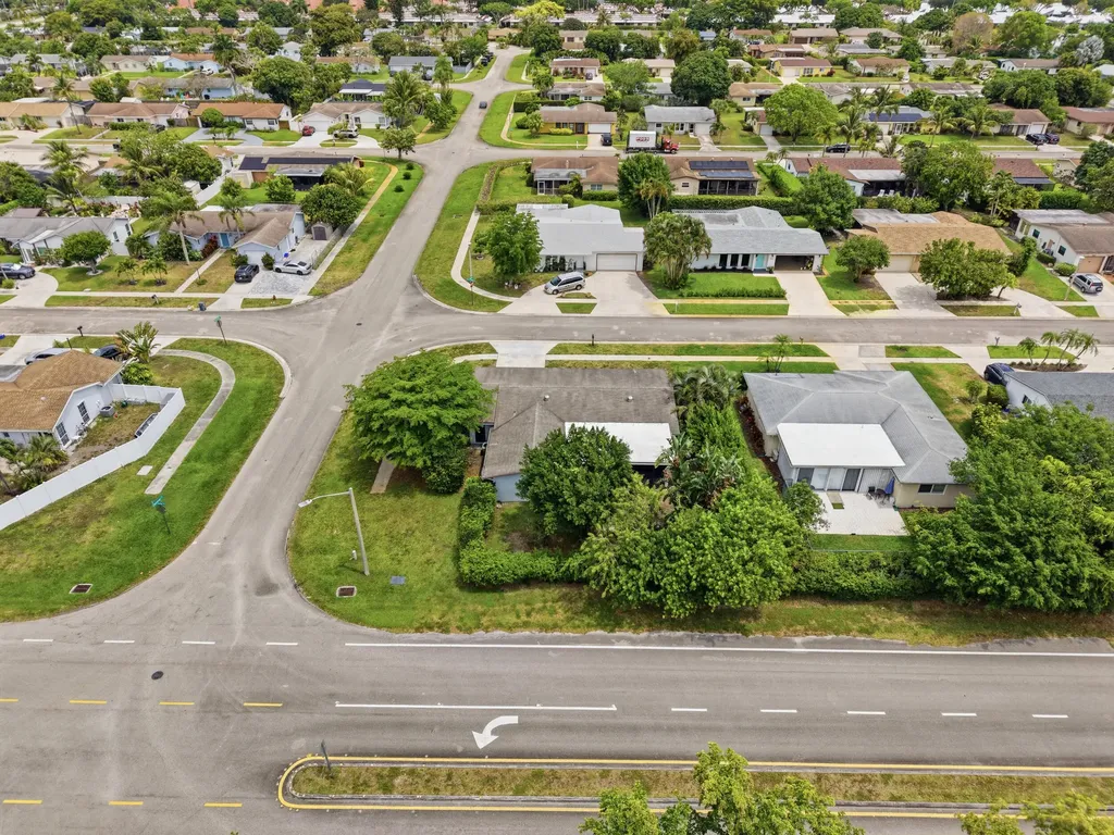 6396 Country Wood Way Delray Beach FL 33484