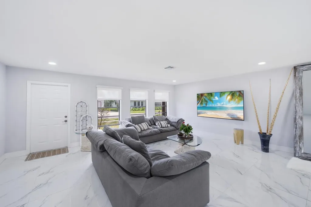 6396 Country Wood Way Delray Beach FL 33484