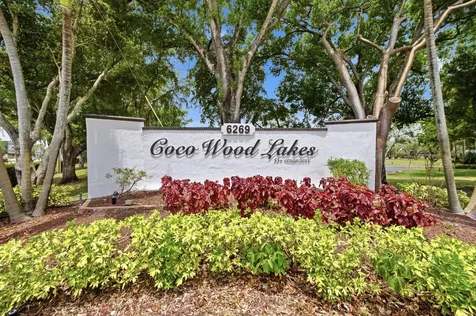 6396 Country Wood Way Delray Beach FL 33484
