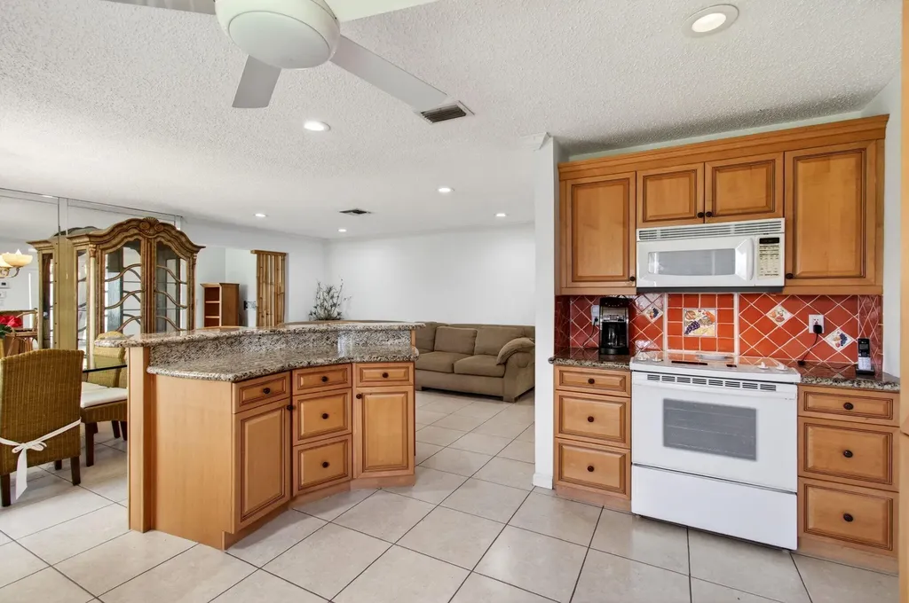 6049 Dusenburg Road Delray Beach FL 33484