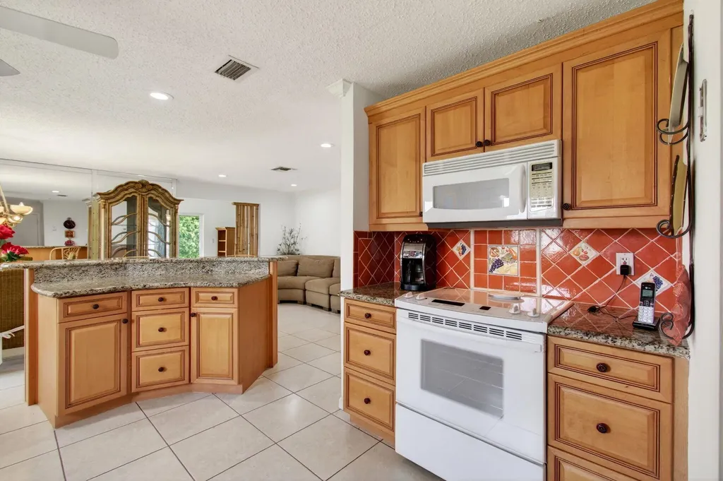 6049 Dusenburg Road Delray Beach FL 33484