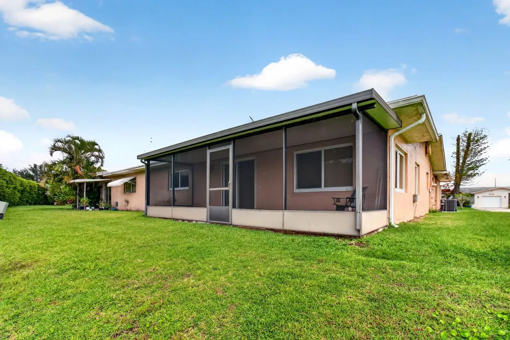 6049 Dusenburg Road Delray Beach FL 33484