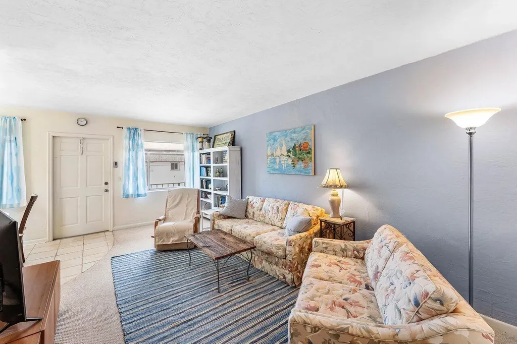 3280 Cynthia Lane Lake Worth Beach FL 33461