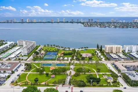 301 Lake Shore Drive Lake Park FL 33403