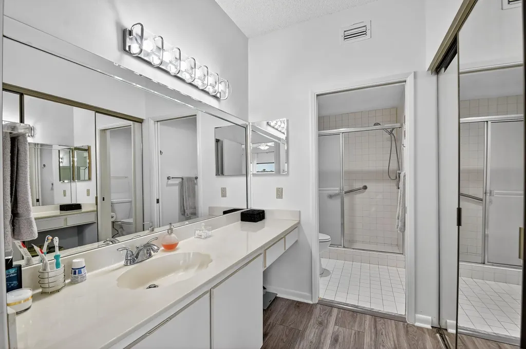 6193 Pointe Regal Circle Delray Beach FL 33484
