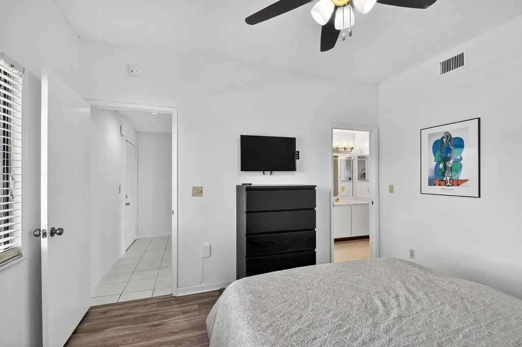 6193 Pointe Regal Circle Delray Beach FL 33484