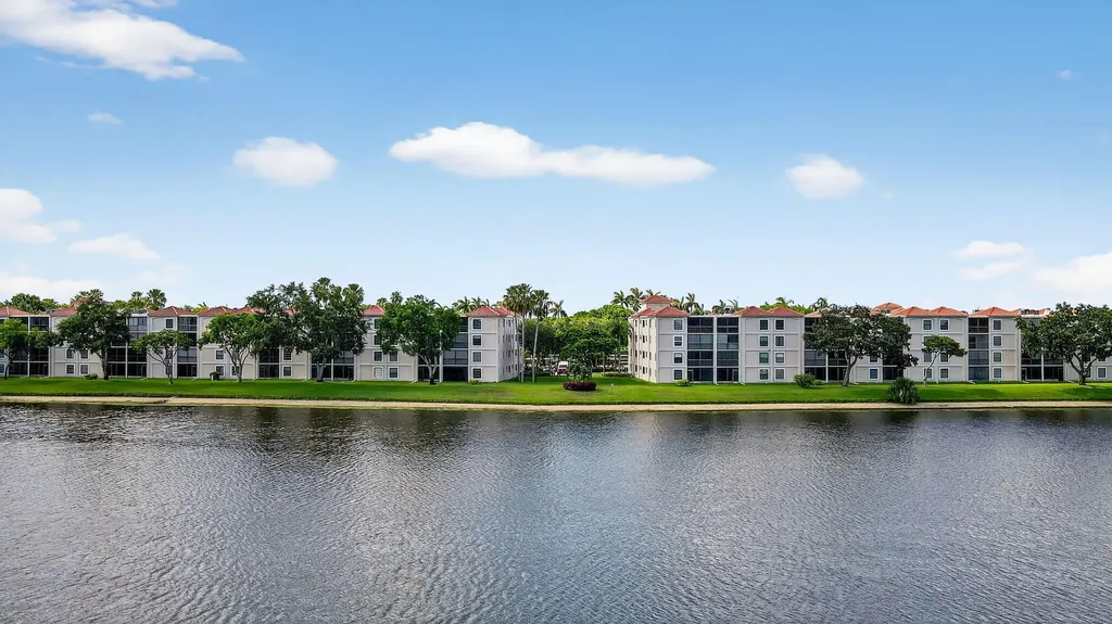 6193 Pointe Regal Circle Delray Beach FL 33484