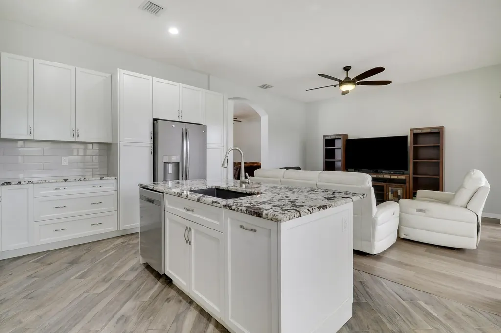 7077 Copperfield Circle Lake Worth FL 33467