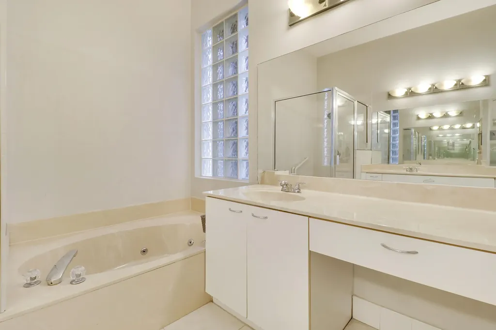 7077 Copperfield Circle Lake Worth FL 33467