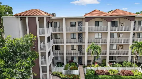 6193 Pointe Regal Circle Delray Beach FL 33484