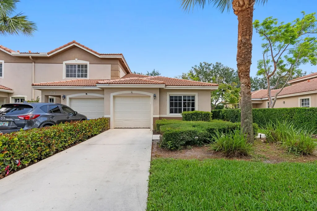 6685 Old Farm Trail Boynton Beach FL 33437