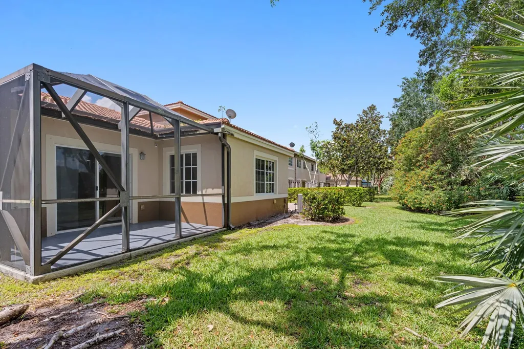 6685 Old Farm Trail Boynton Beach FL 33437