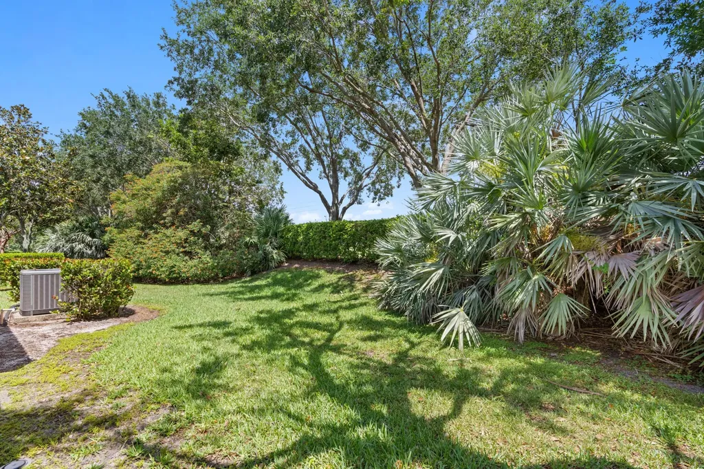 6685 Old Farm Trail Boynton Beach FL 33437
