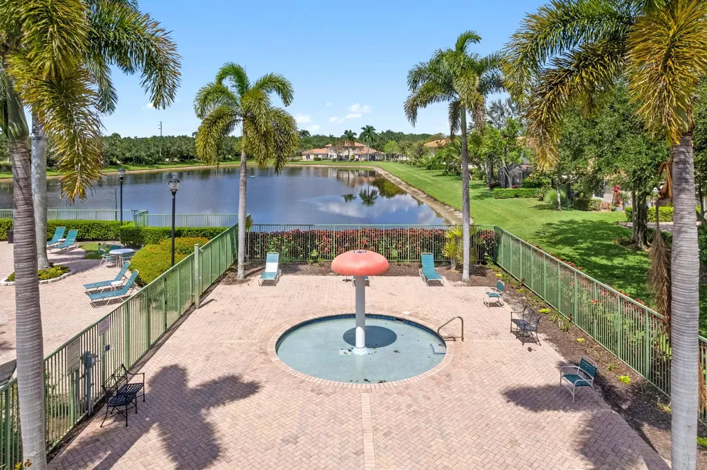 6685 Old Farm Trail Boynton Beach FL 33437