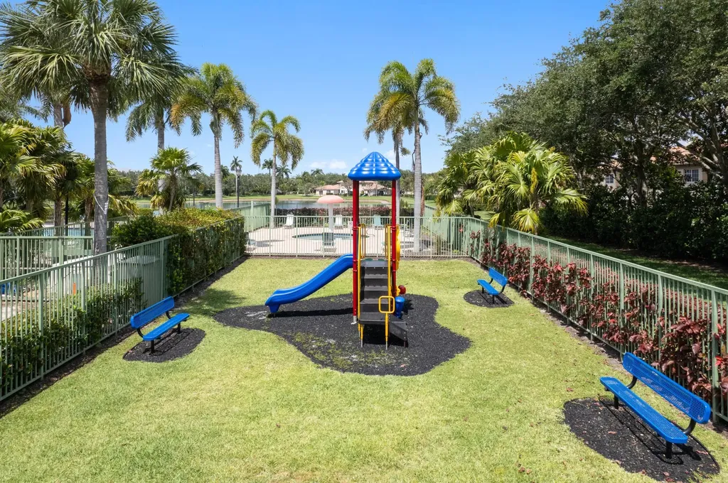 6685 Old Farm Trail Boynton Beach FL 33437