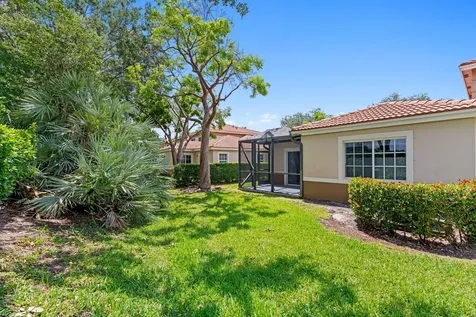 6685 Old Farm Trail Boynton Beach FL 33437