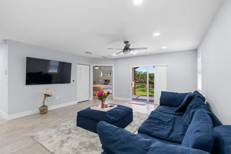 6685 Old Farm Trail Boynton Beach FL 33437