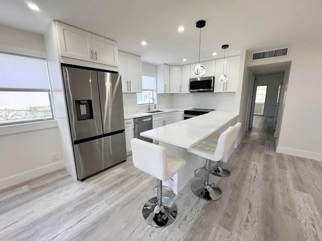 108 Brittany Delray Beach FL 33446