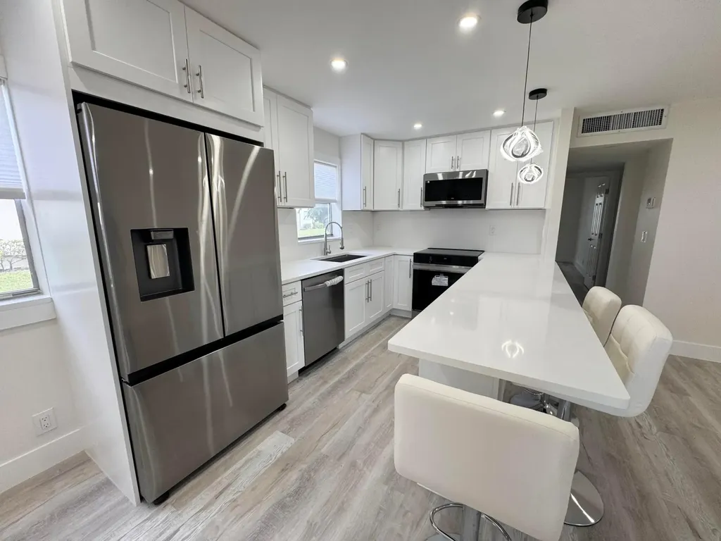 108 Brittany Delray Beach FL 33446