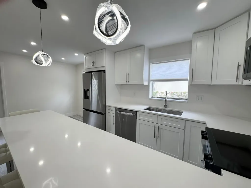 108 Brittany Delray Beach FL 33446