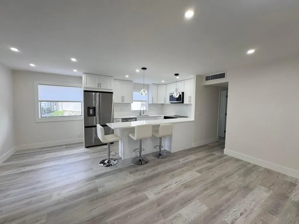108 Brittany Delray Beach FL 33446