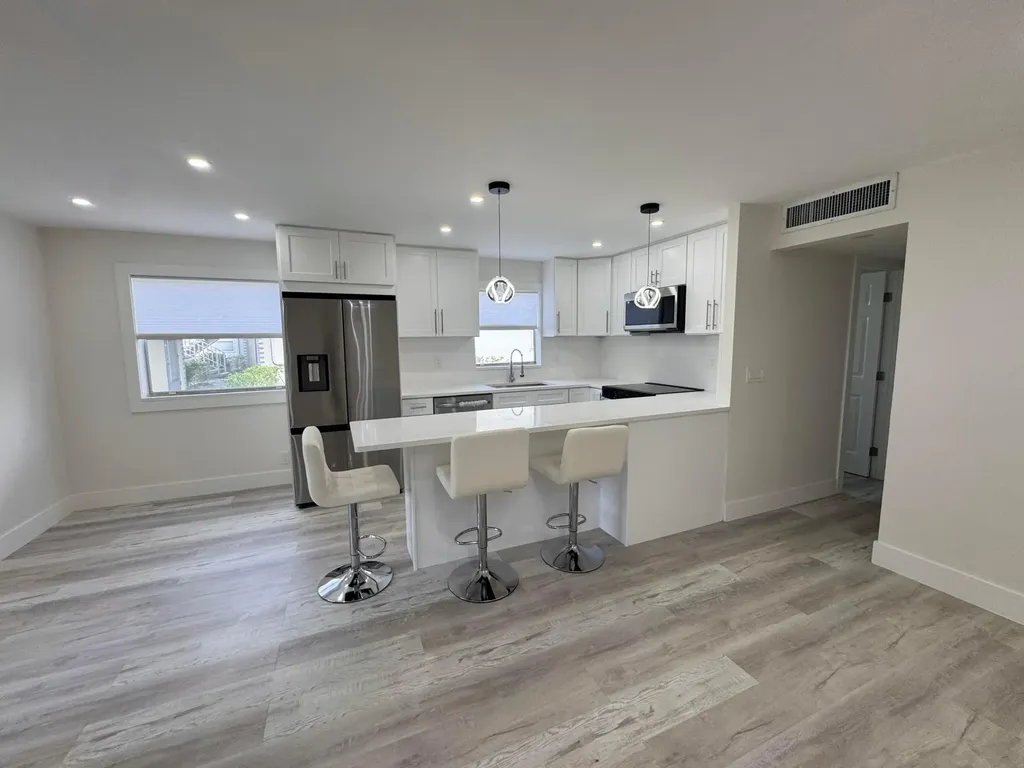 108 Brittany Delray Beach FL 33446